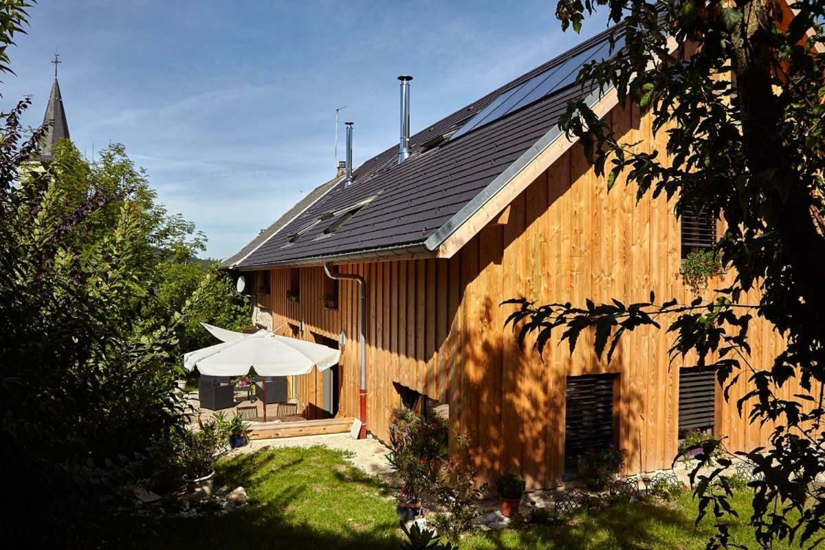 La Maison Des Coeurs Attignat-Oncin Luaran gambar